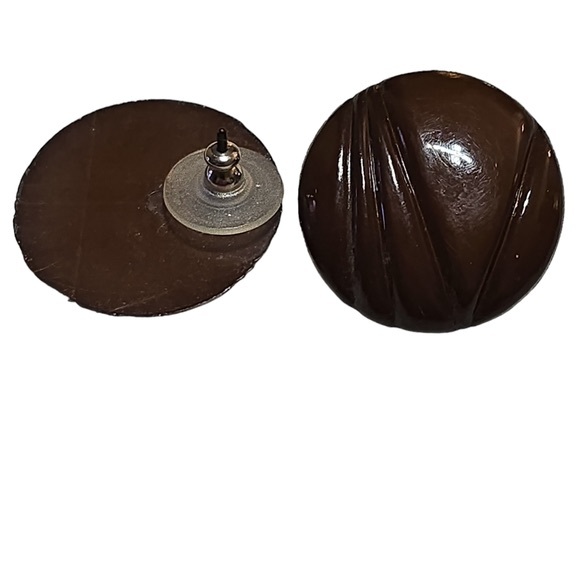 Vintage Brown Round Acrylic Post Earrings Design on front - Picture 2 of 3